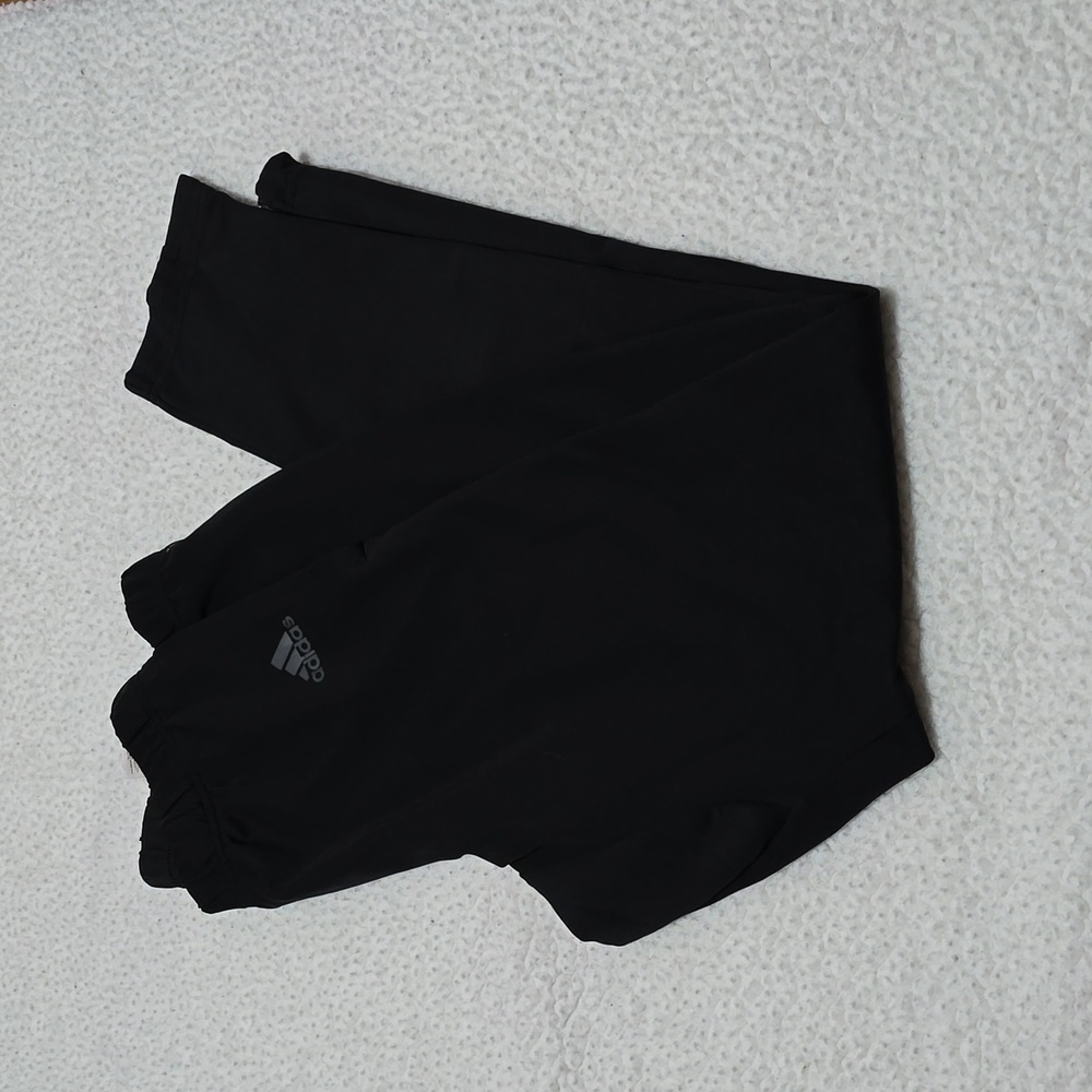 Set of 2 adidas Men's pants. Size: Small
